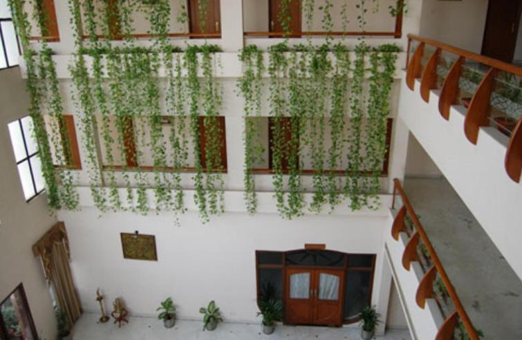 Hotel Sita Manor Gwalior Exteriör bild