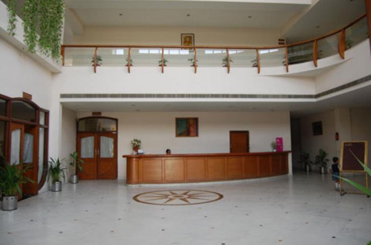 Hotel Sita Manor Gwalior Exteriör bild